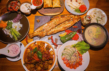 新疆夜市的“颜值+美食”，逛吃逛吃根本停不下