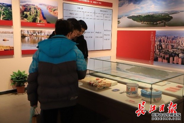 这个展览吸引观众超30万，还获省级精品奖