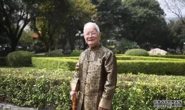 国医大师坚持50年的养生习惯！转给父母，值得一
