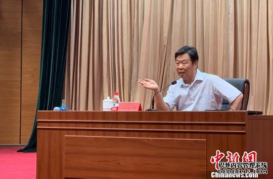 学者：中国走“自主构建式”法治建设道路