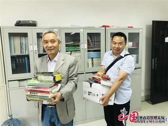 助力松潘精神扶贫 四川天一学院开展捐赠图书活动