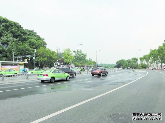 过境外绕 旅游快进 绿色慢游 成都3招破堵熊猫基地