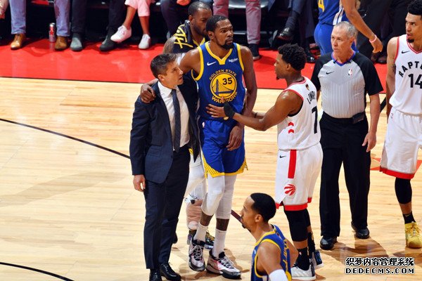 名记:杜兰特经纪人面色苍白，NBA今晚发生大变