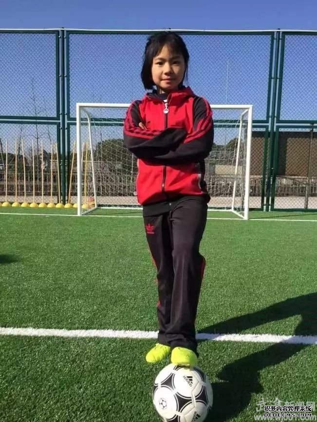 武进“铿锵小玫瑰”成女足世界杯小旗手