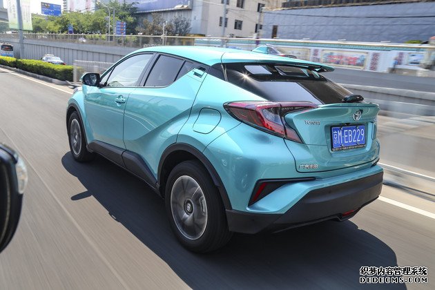 我说它是20万内最抓眼球的SUV,不接受反驳!