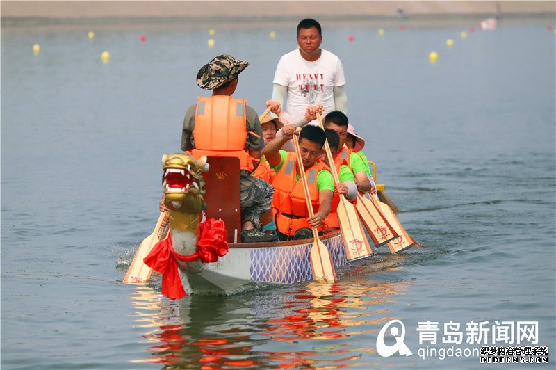 划龙舟赏民俗品美食 西海岸掀起时尚运动新浪潮