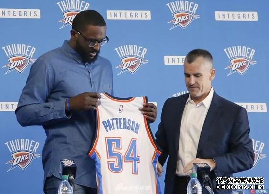 7年前的火箭首发5人，都在NBA混不下去了
