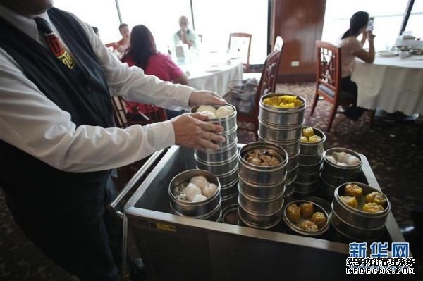 【中国那些事儿】巴拿马纪录片致敬中国美食 巴媒：中式早餐已成巴拿马传统