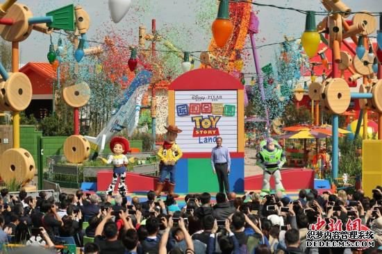 上海迪士尼“禁带食物”成被告消费者自主选择权成焦点