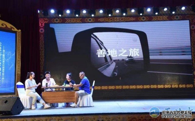 苍天般的阿拉善：请到这里赏风景品美食