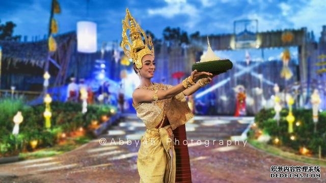 泰国芭提雅耗资40亿泰铢的首个泰文化乐园，逛庙