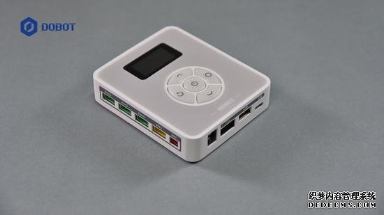 越疆发布新品K12教育机械臂和全龄段AI教育解决方