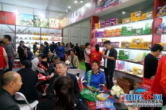 101届全国糖酒会（天津）-桂林米粉品牌促销活动现场。　钟欣　摄