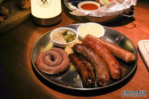 全民FUN肆嗨！最燃的抖音网红美食音乐节来啦！