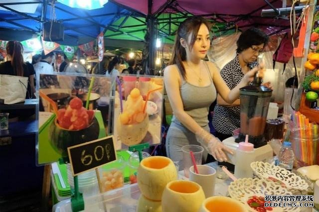 泰国人气最旺的“网红”夜市，没有宰客行为，