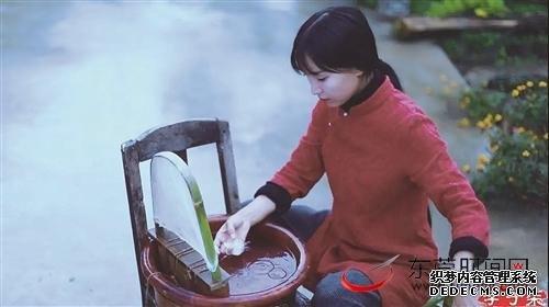10万+｜李子柒田园美食视频爆红，数百万人因为她爱上了中国