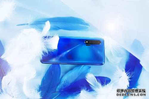 年轻人潮品 105°超广角自拍的华为nova6系列打造潮