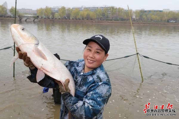 “舌尖上的武科大”美食评比大赛开赛