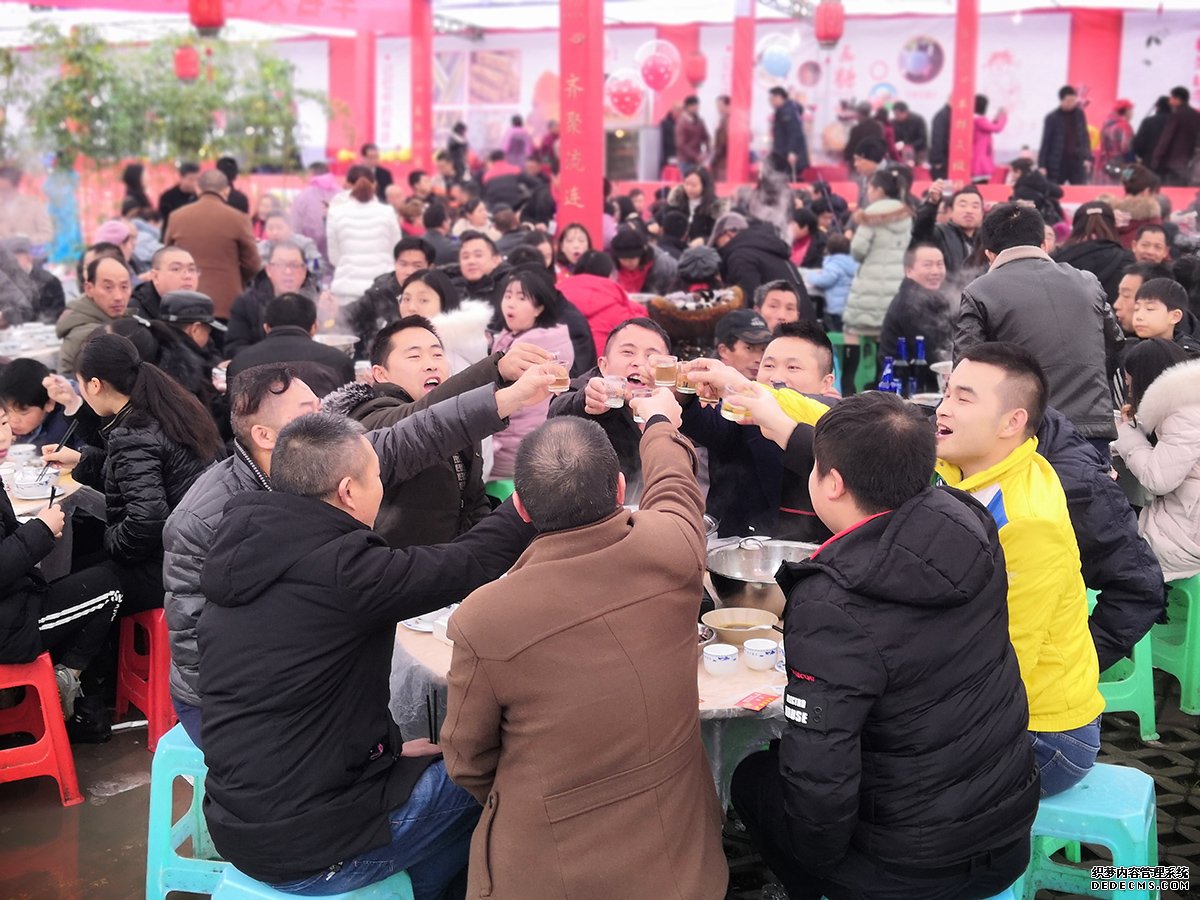 吃羊肉喝羊汤！ 广安前锋区举行首届羊肉美食文化节