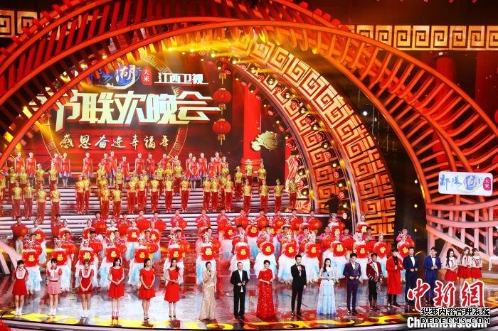 图为2020年1月12日晚，2020年江西卫视春节联欢晚会录制现场。　刘占昆 摄
