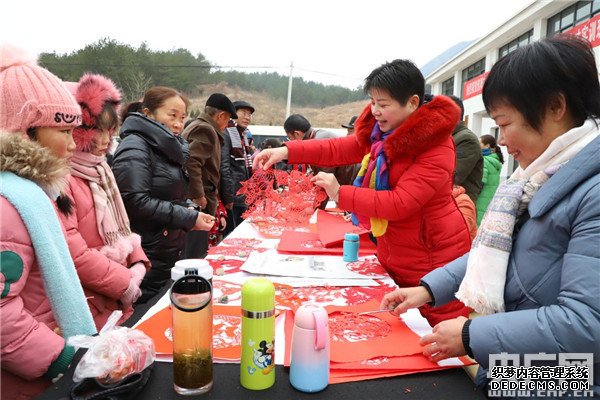 赏民俗 品美食 购年货 商城县“英雄里罗城·大别山民俗文化旅游节”开幕