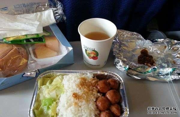 各国“飞机餐”,中国丰盛,美国热量高,看到印度:没食欲了