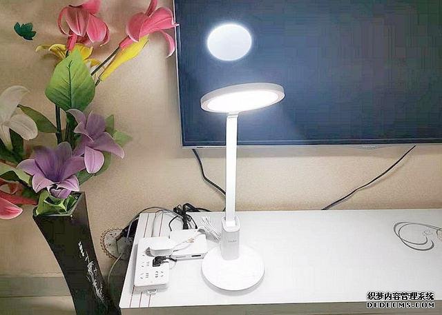 华为智能家居生态达伦DL-31W评测:发光更均匀,儿童不刺眼