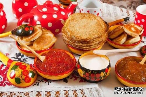 战斗民族经常将大肥肉作为下酒菜,这肉一般人是真吃不了