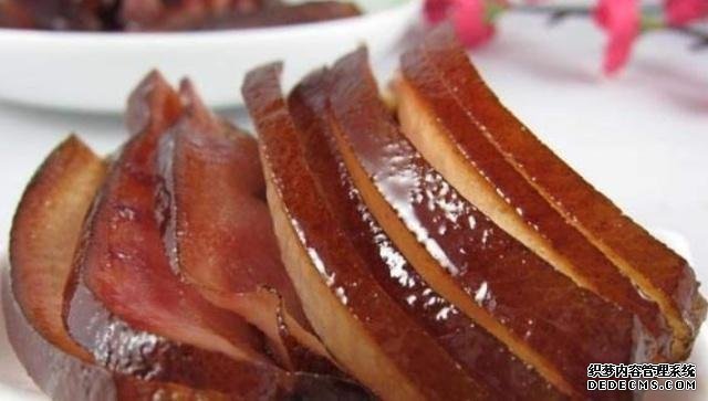 腌制腊肉除了放盐,还要多加“2种调料”,这样做出的腊肉更入味