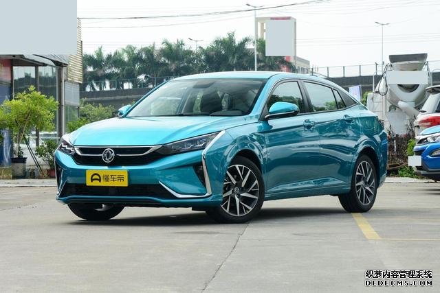 售价6.99万起的2020款奕炫,配置丰富