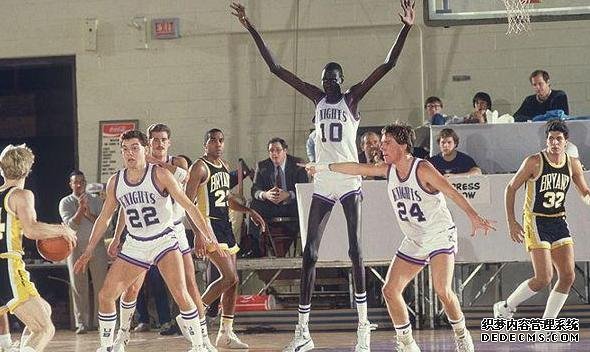 NBA的“非人类”身体构造!字母哥跟腱超乔科詹 他有5根韧带
