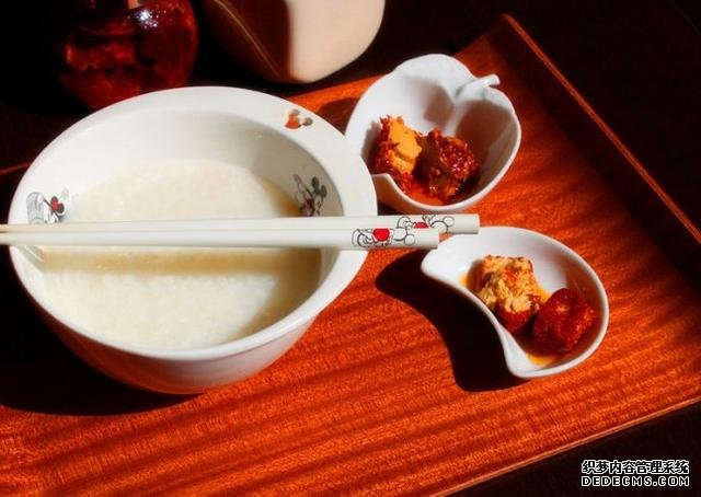 自己做安心腐乳,美味又养生的民间食谱。
