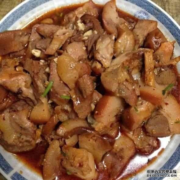 国内的经典4大下酒菜,吃过三种的,就可以被称为“酒鬼”了