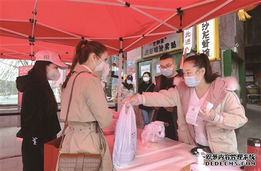 海信广场部分美食商铺恢复开市