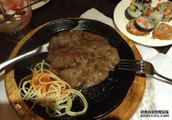 吃自助餐时,请专挑这3种食物!一盘就回本,老板看见直呼心痛