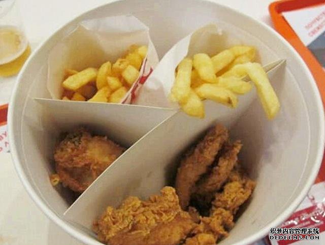 网评肯德基最坑的食物,全家桶成“孤儿桶”,油条还不够塞牙缝?