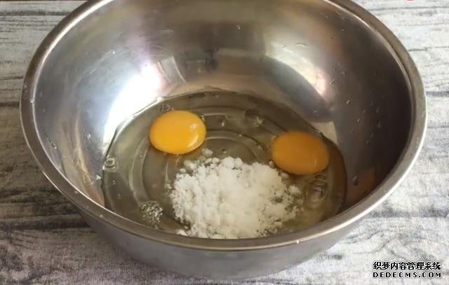 教你早餐玉米饼正宗做法,掌握3个小技巧,松软香甜,简单好吃