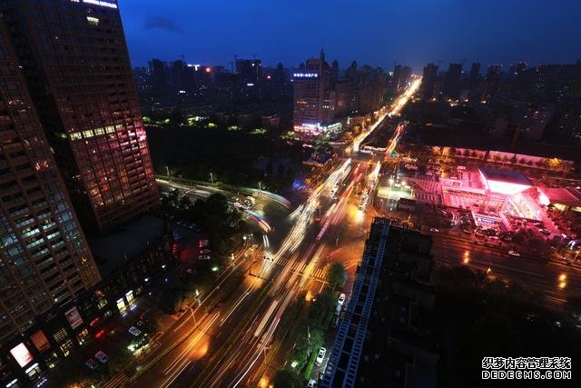 宅过了这段时间,你最想去的小吃街是哪里?我选择了西安回民街