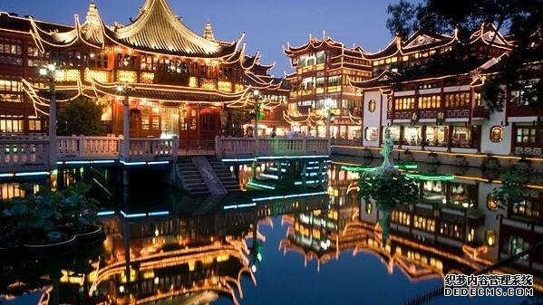 中国3大坑人美食街,当地人从来不去,游客却趋之若鹜
