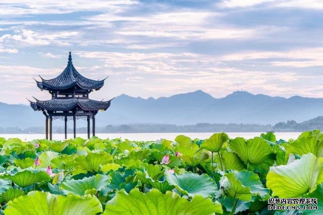 去杭州旅游,吃喝逛街攻略少不了,这几个地方值得一去