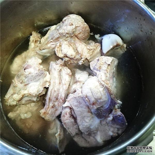 老公隔三差五就馋这菜,1斤才12元,比红烧肉香多了,1周吃1次