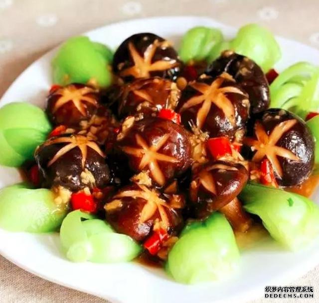 15道荤菜热菜做法,10道凉菜下酒菜做法,简单易做,待客备用