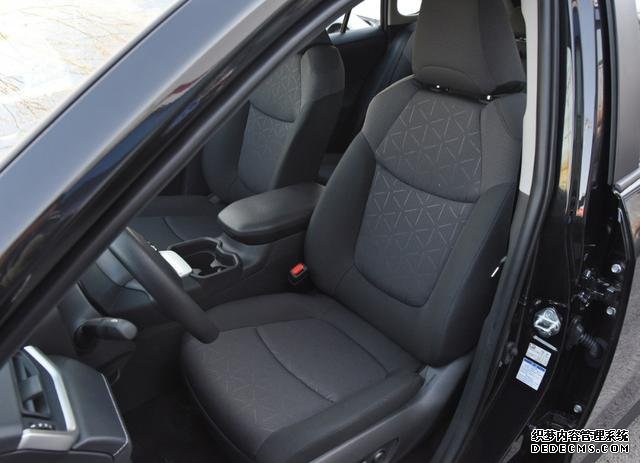 户外出游谁更强，欧蓝德、RAV4荣放全面PK