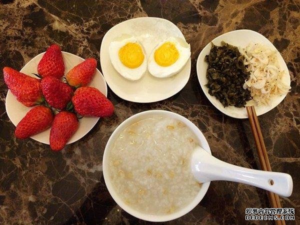日本人嫌弃中国早餐太简陋,中国网友:我们精致起来,自己都害怕