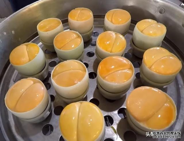 因传说“成名”的小吃,曾经有钱买不到,现在8元买一堆
