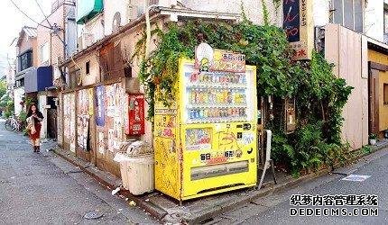 恰到好处的时尚与俗气──走访东京「三轩茶屋」车站周边街道