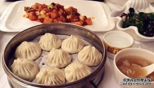 如果你饿了一天,这些美食你能不能一口一个?你喜欢哪一款呢?