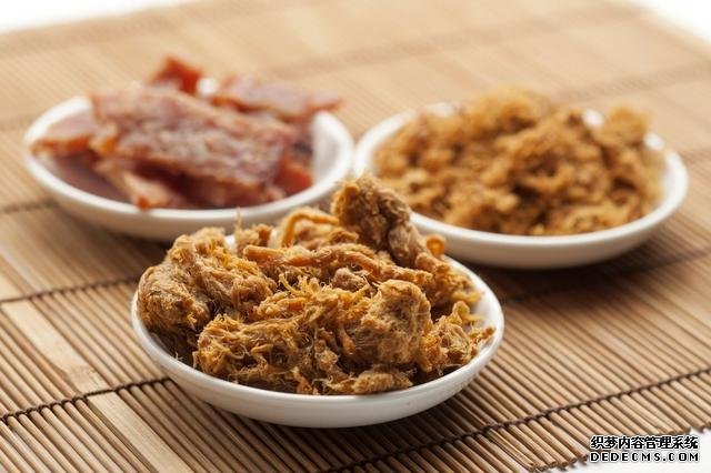 肉眼看着干净,实则特别脏的5种零食,网友:全都吃过