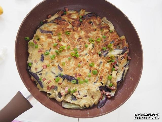 茄子换种做法,搭配牛肉做“披萨”,味道特别值得尝试