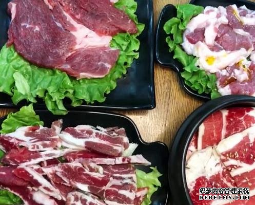 胖大姐开“特色”烤肉店,日入超万元,客人:品的不是肉,是炉子